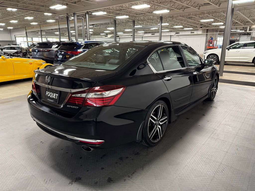 Used 2017 Honda Accord Sport image 4