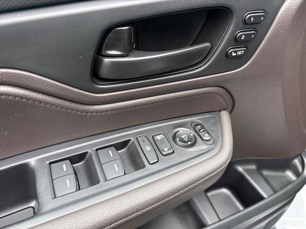 Used 2021 Honda Odyssey EX-L image 21