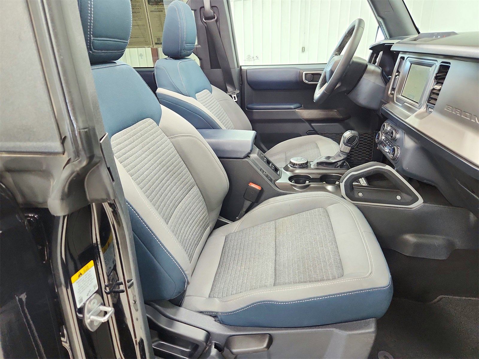 Used 2022 Ford Bronco Outer Banks image 36