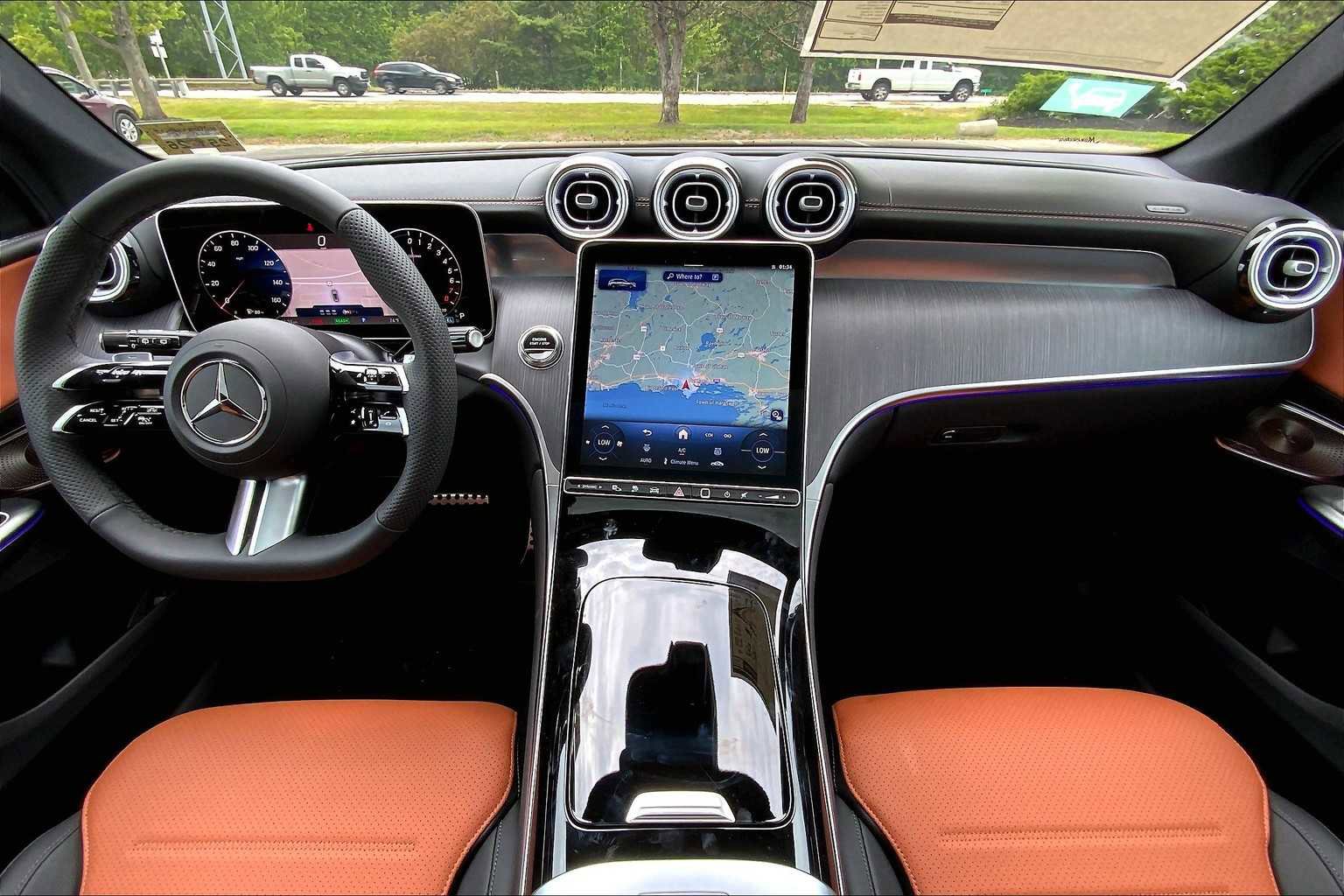 New 2025 Mercedes-Benz GLC 350e 4MATIC image 5