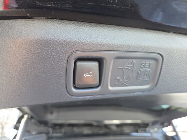 Used 2022 Ford Expedition Limited image 21