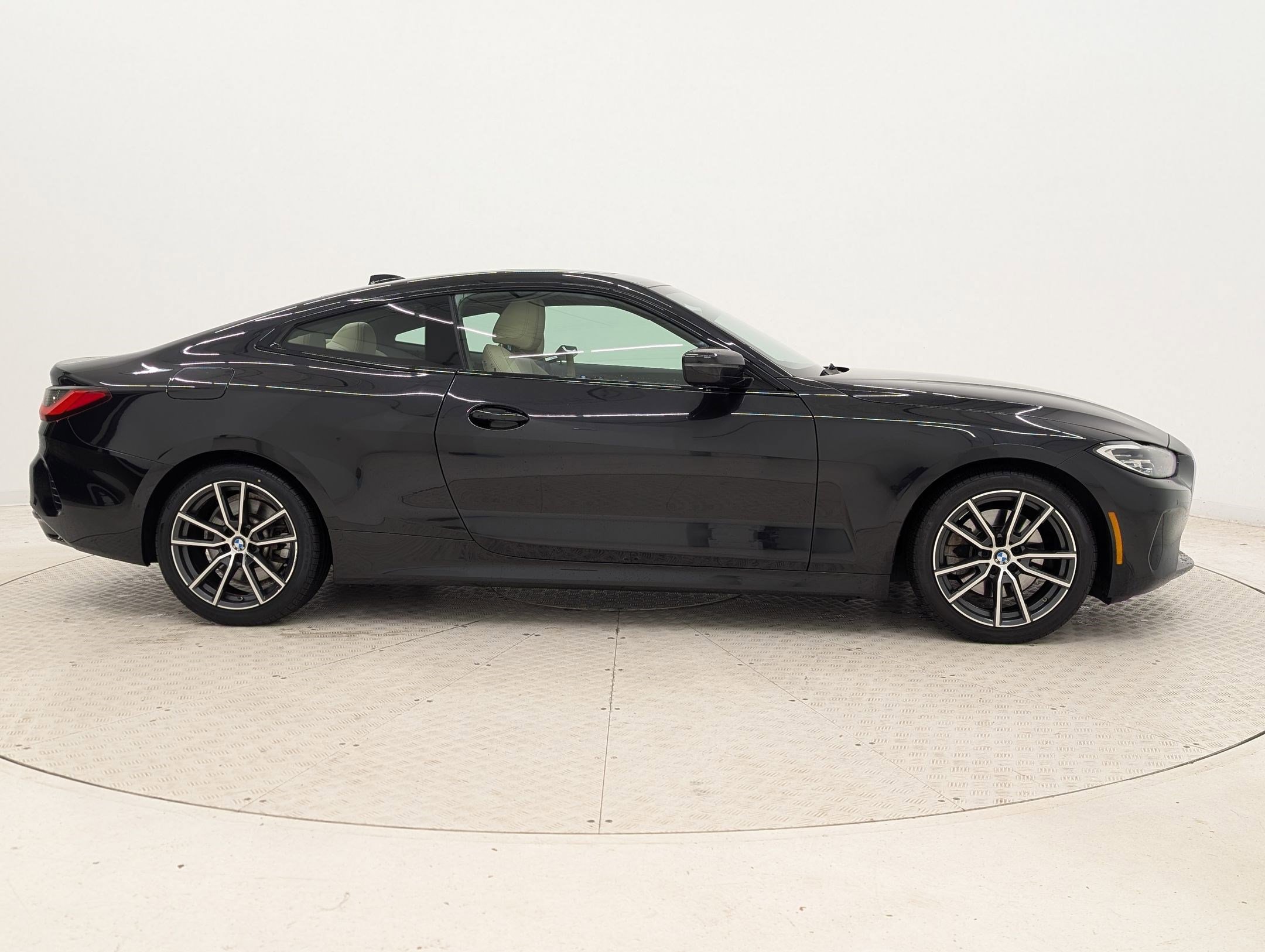 Used 2022 BMW 430i Coupe w/ Convenience Package image 8