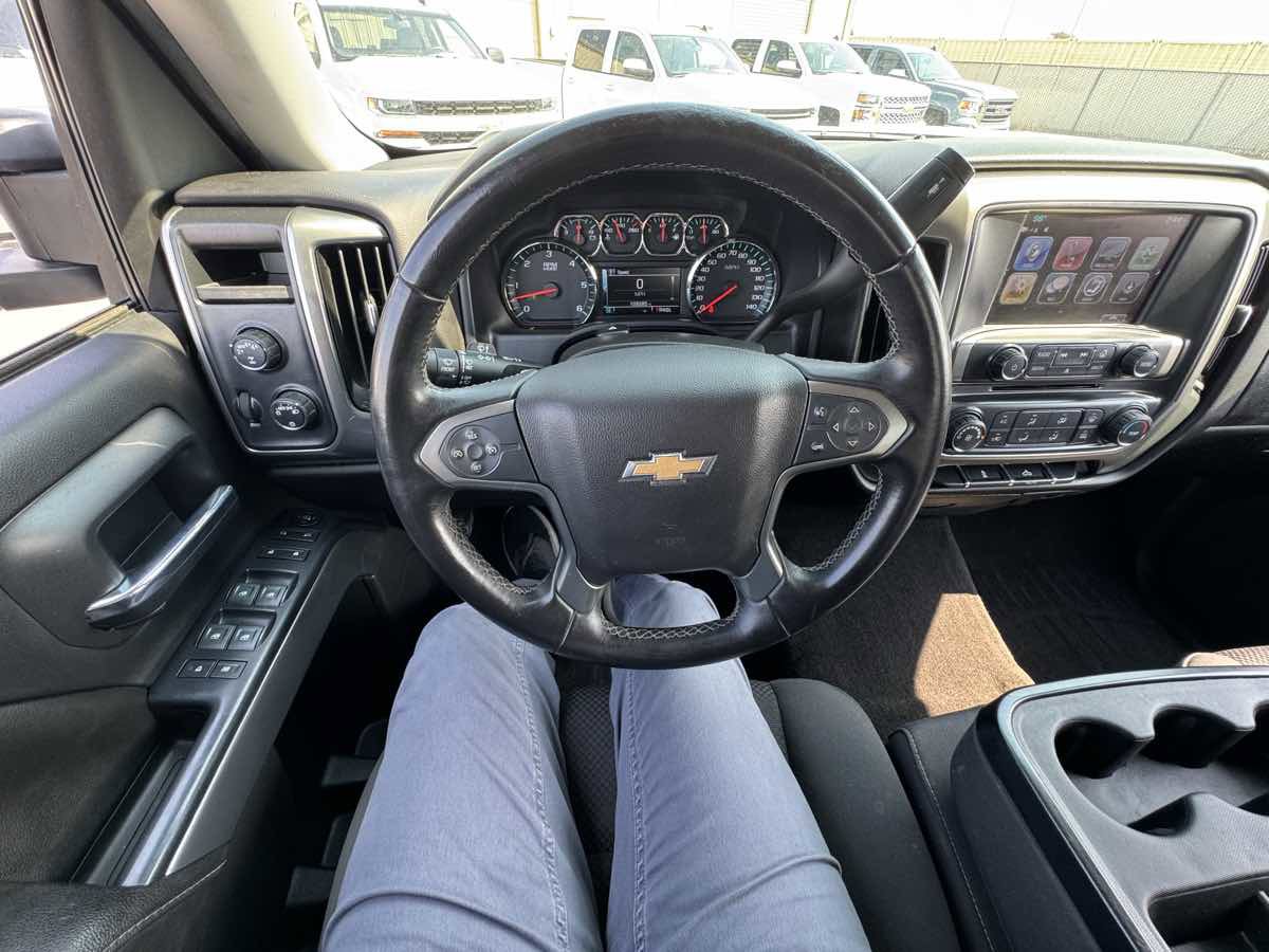 Used 2018 Chevrolet Silverado 1500 LT w/ Trailering Package AWD/4WD image 33