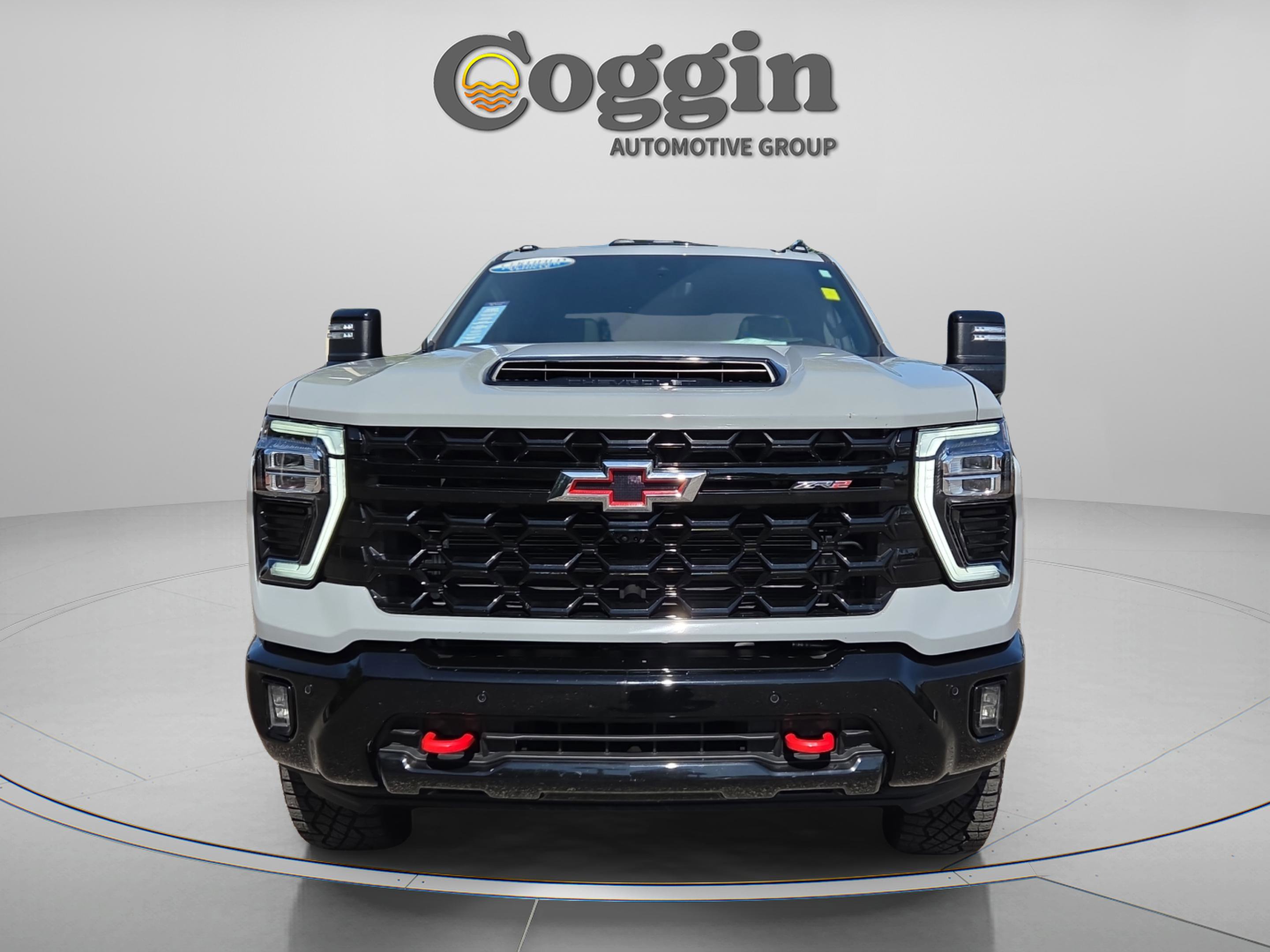 Certified 2025 Chevrolet Silverado 2500 ZR2 w/ Technology Package AWD/4WD image 8