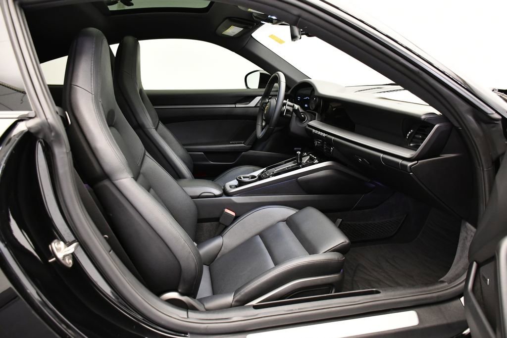 Used 2021 Porsche 911 Carrera image 44