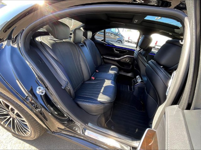 Certified 2023 Mercedes-Benz S 500 4MATIC image 27