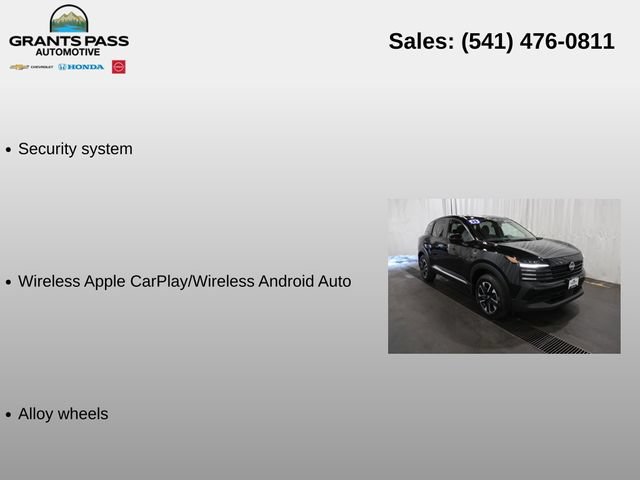 Used 2025 Nissan Kicks SV AWD/4WD image 13