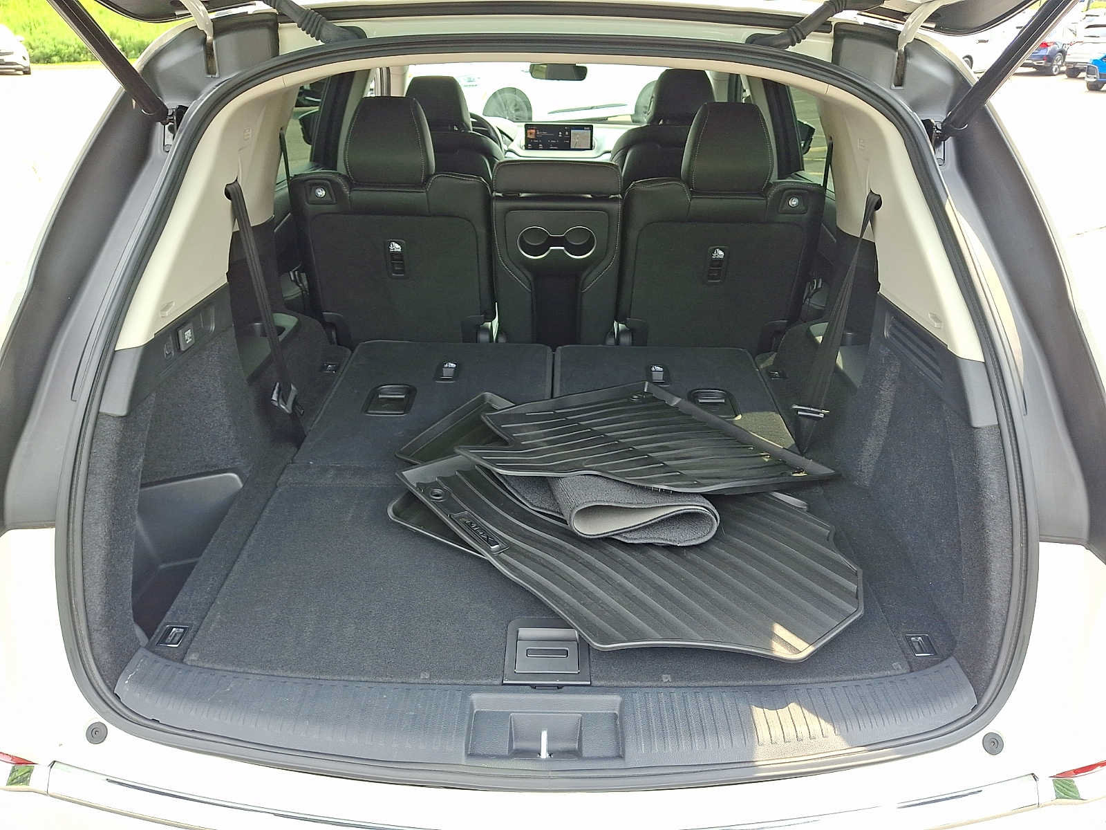 Certified 2024 Acura MDX SH-AWD w/ Technology Package image 31