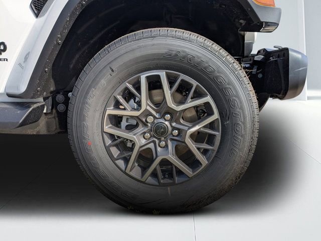 New 2026 Jeep Wrangler Sahara image 10