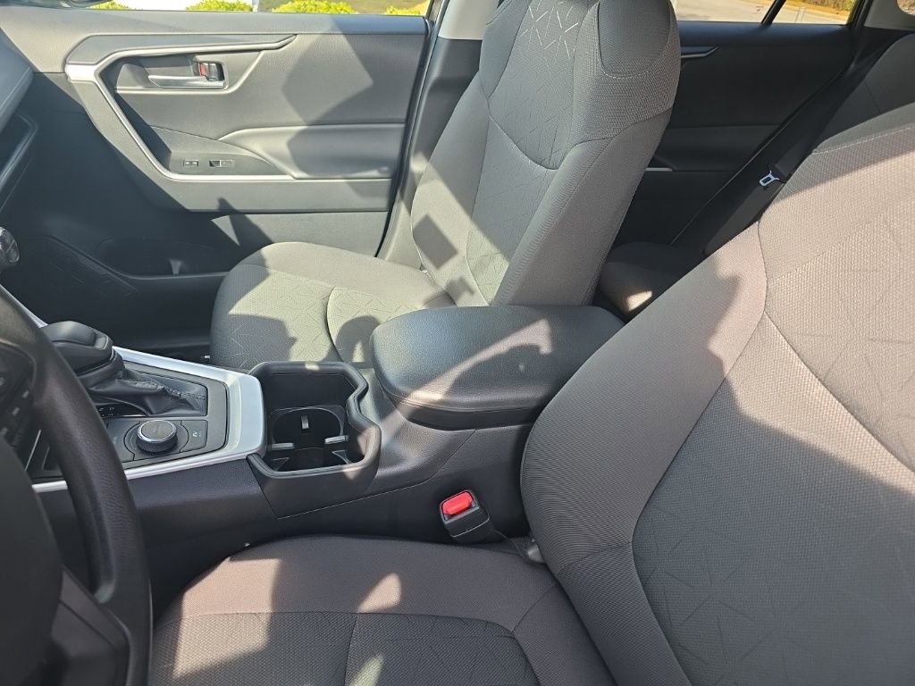 Used 2024 Toyota RAV4 XLE image 23