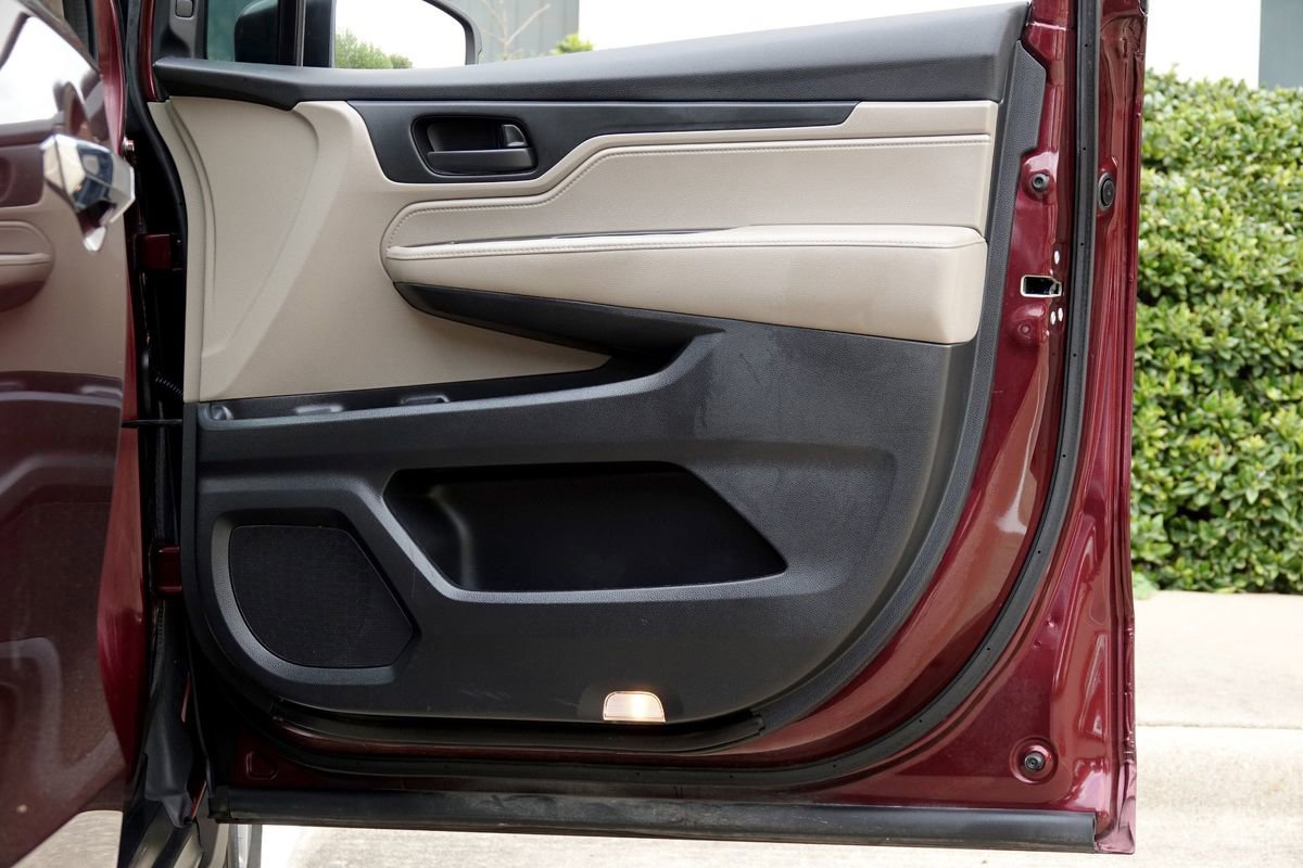 Used 2018 Honda Odyssey EX-L image 39