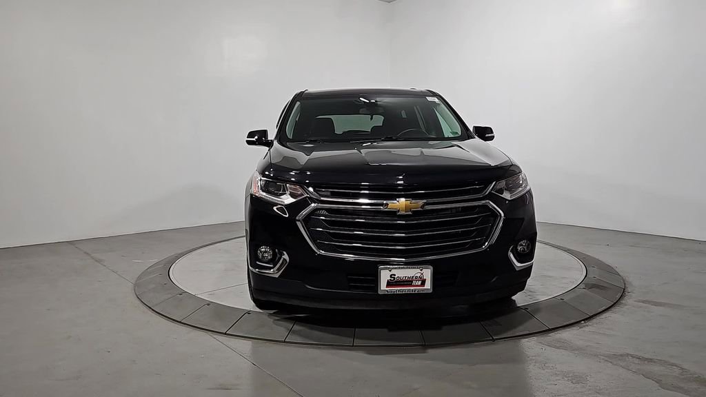 Used 2020 Chevrolet Traverse LT w/ Driver Confidence II Package image 9