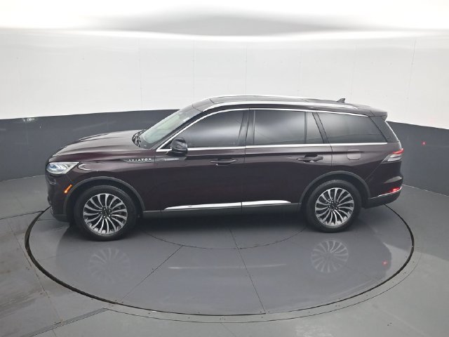 Used 2023 Lincoln Aviator AWD w/ Premium Package image 21