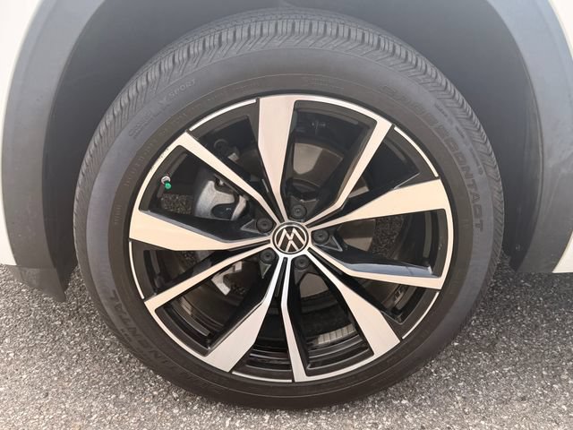 Used 2024 Volkswagen Atlas SEL Premium R-Line AWD/4WD image 10