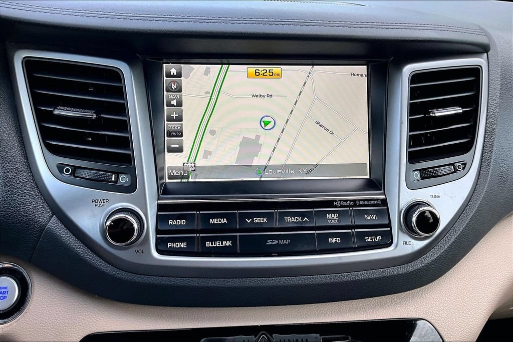 Used 2016 Hyundai Tucson Limited w/ Option Group 03 AWD/4WD image 32