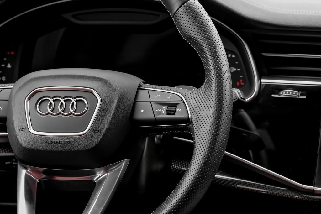 Used 2024 Audi SQ7 Prestige image 15