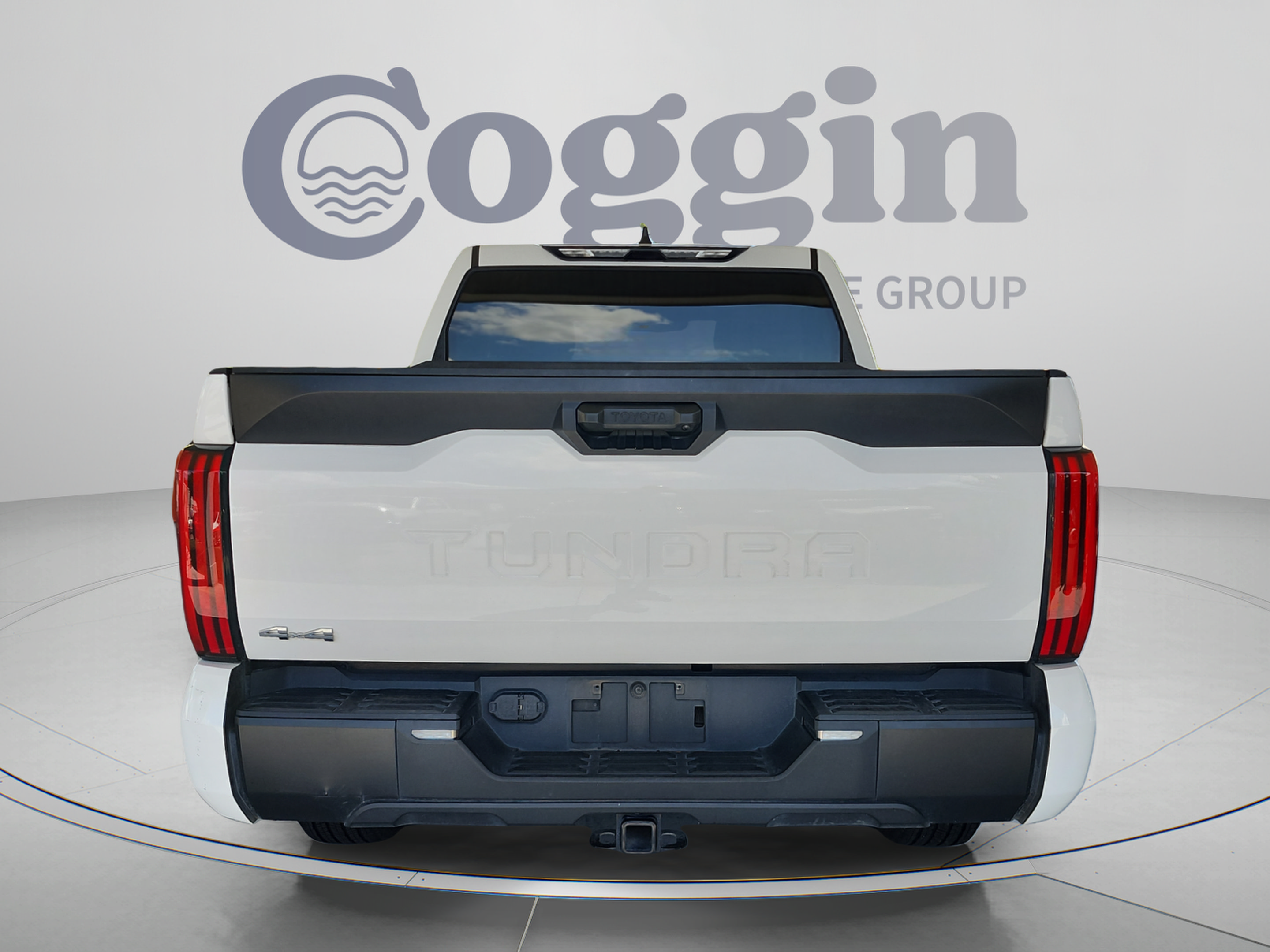Used 2025 Toyota Tundra SR5 AWD/4WD image 4