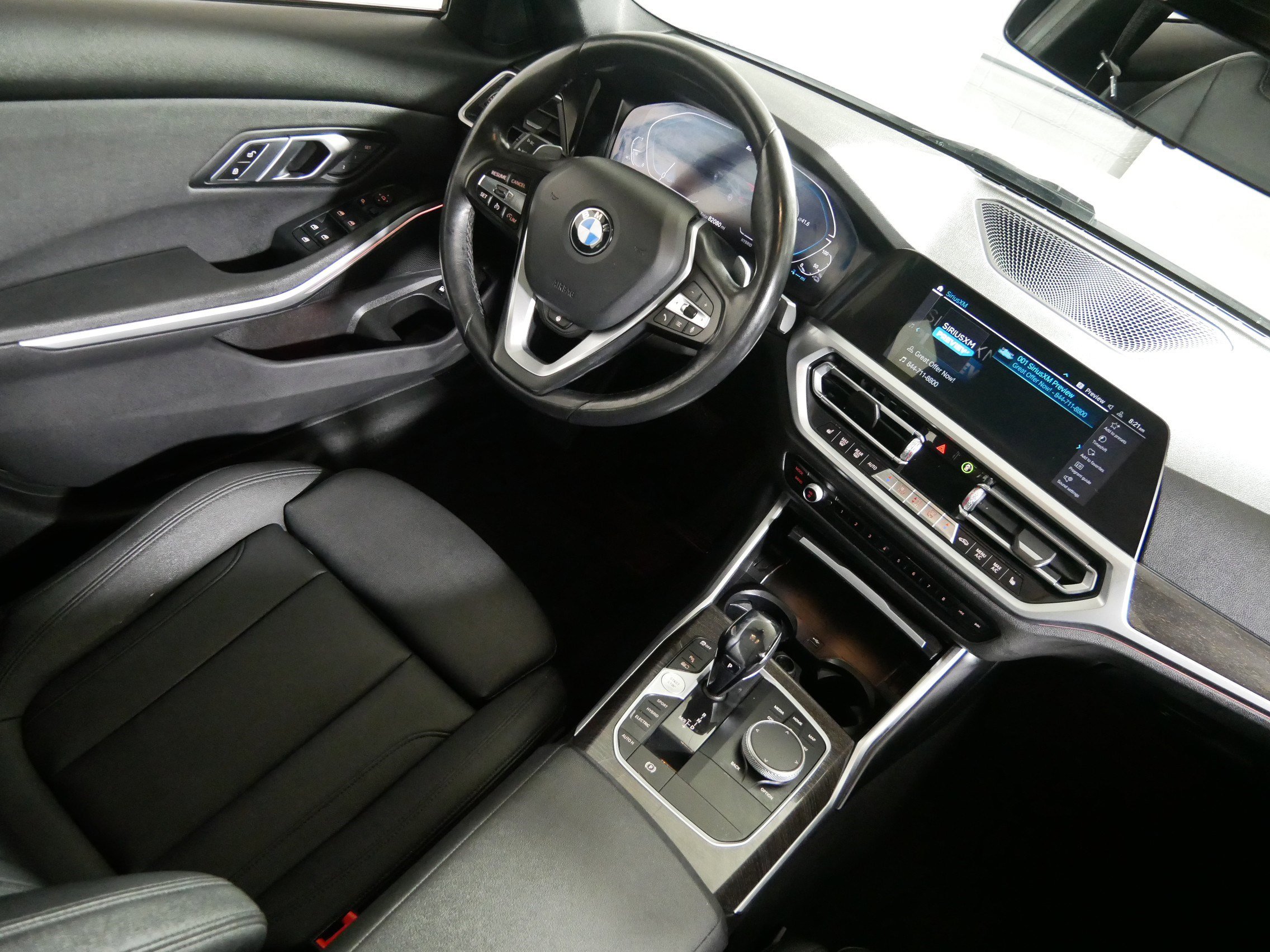 Used 2021 BMW 330e xDrive w/ Convenience Package image 9