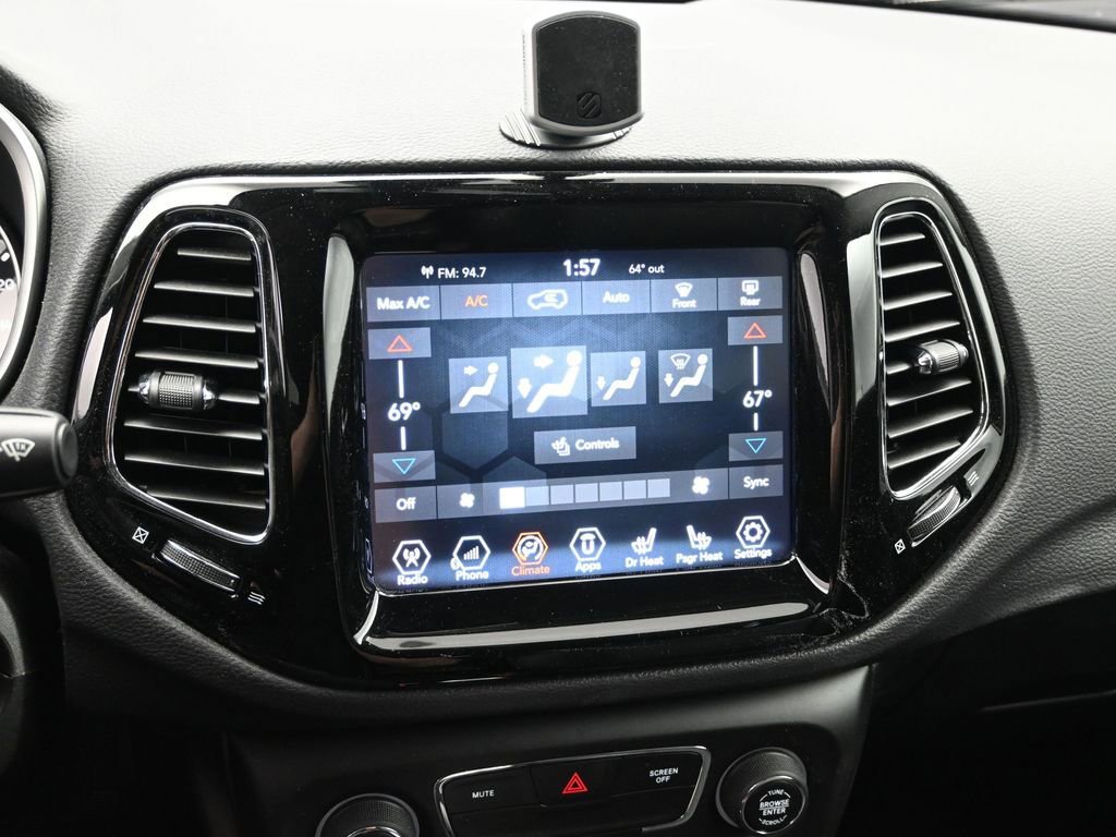 Used 2018 Jeep Compass Limited image 15