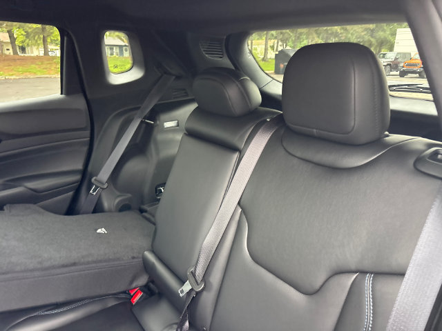 New 2026 Jeep Compass Limited AWD/4WD image 3