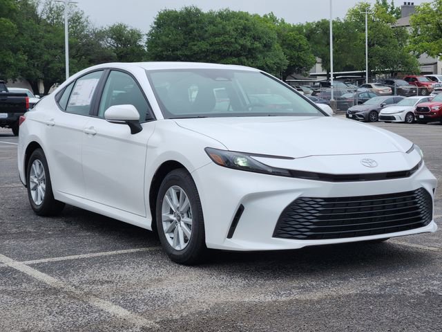 New 2026 Toyota Camry LE image 2