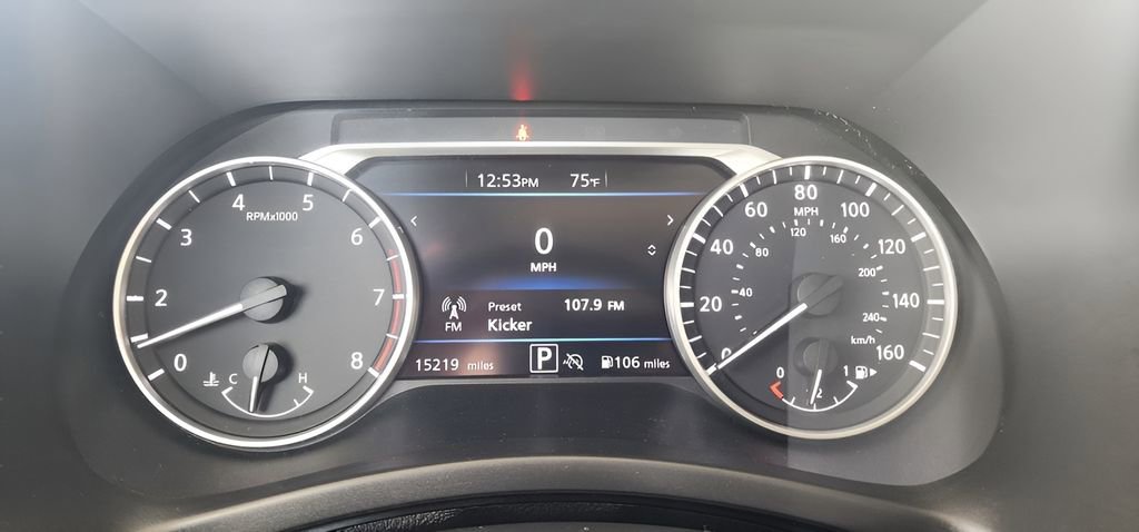 Used 2025 Nissan Sentra SR image 26