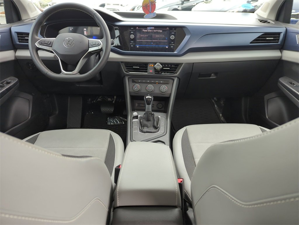 Used 2022 Volkswagen Taos SE w/ Panoramic Sunroof Package image 23