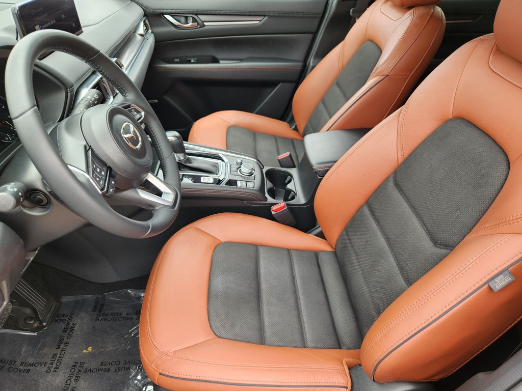 Used 2024 MAZDA CX-5 Carbon Edition AWD/4WD image 4