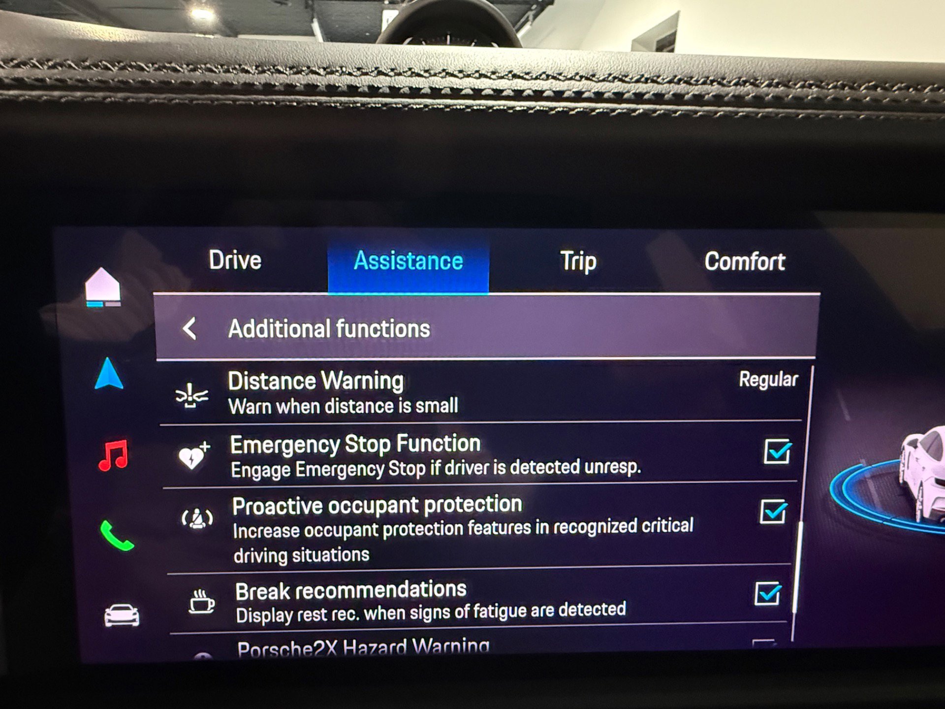 Used 2025 Porsche Panamera 4 image 40