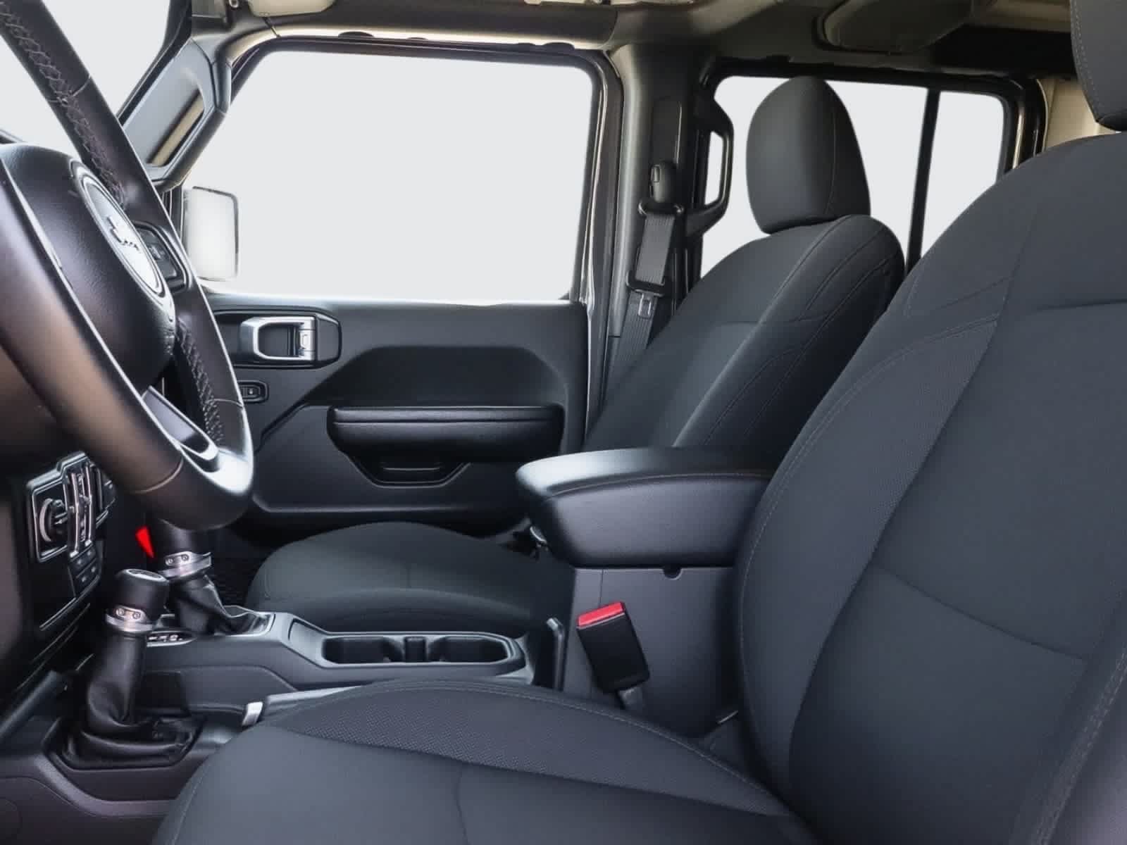 Used 2021 Jeep Wrangler Unlimited Sport AWD/4WD image 28