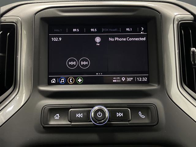 Used 2024 Chevrolet Silverado 2500 Custom w/ Custom Value Package image 16