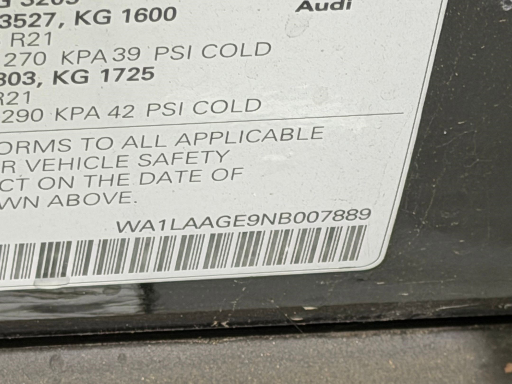Certified 2022 Audi e-tron Premium Plus w/ Premium Plus Package AWD/4WD image 23