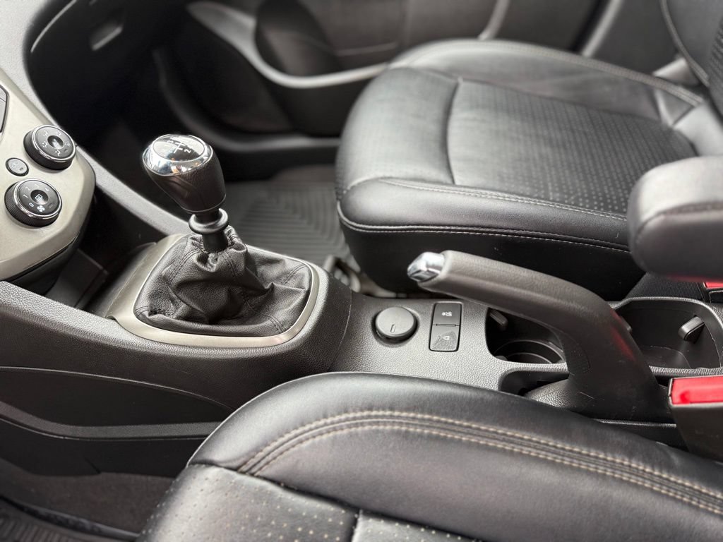 Used 2012 Chevrolet Sonic LTZ FWD image 25