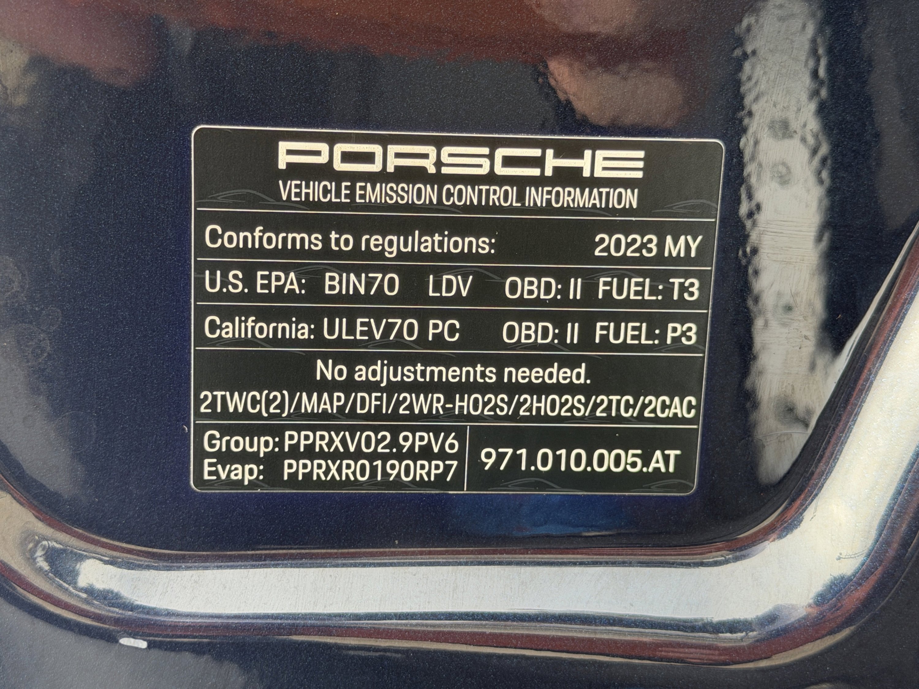 Used 2023 Porsche Panamera 4 Platinum Edition image 24