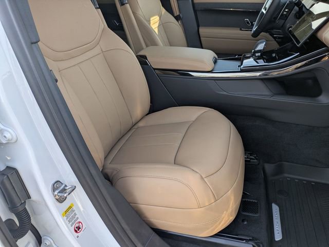 New 2026 Land Rover Range Rover Sport SE image 18