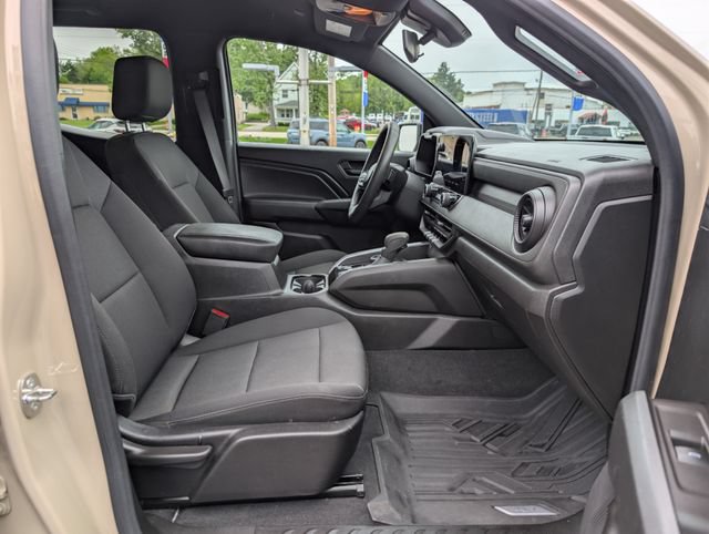 Used 2023 Chevrolet Colorado Trail Boss w/ LPO, Skid Plate Package AWD/4WD image 12