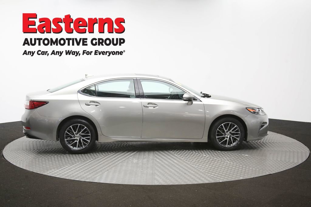 Used 2016 Lexus ES 350 w/ Premium Package w/Wood Trim FWD image 46