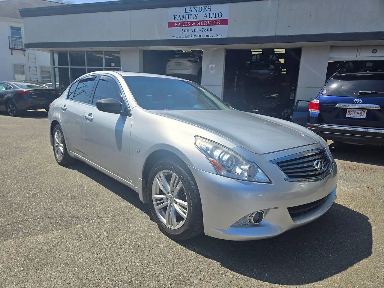 Used 2013 INFINITI G37 x Sedan w/ Premium Pkg AWD/4WD image 1