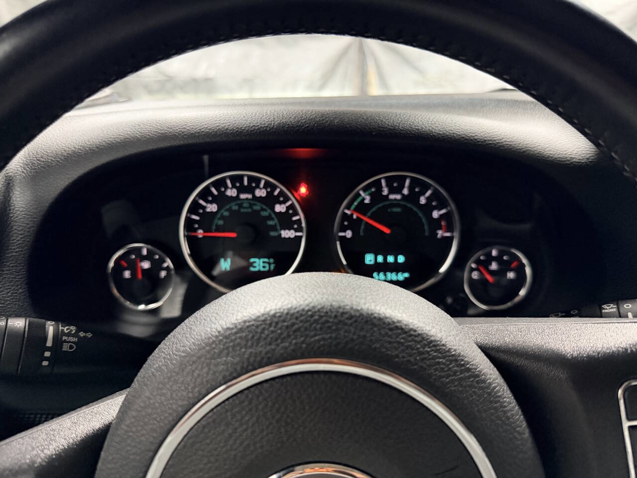 Used 2018 Jeep Wrangler Sahara w/ Connectivity Group image 12