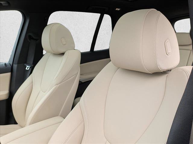 Used 2021 BMW X5 xDrive45e w/ Premium Package AWD/4WD image 14