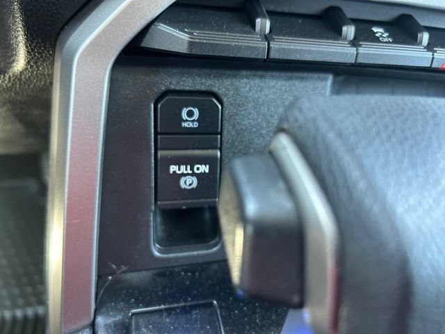 Used 2022 Toyota Tundra SR5 AWD/4WD image 15