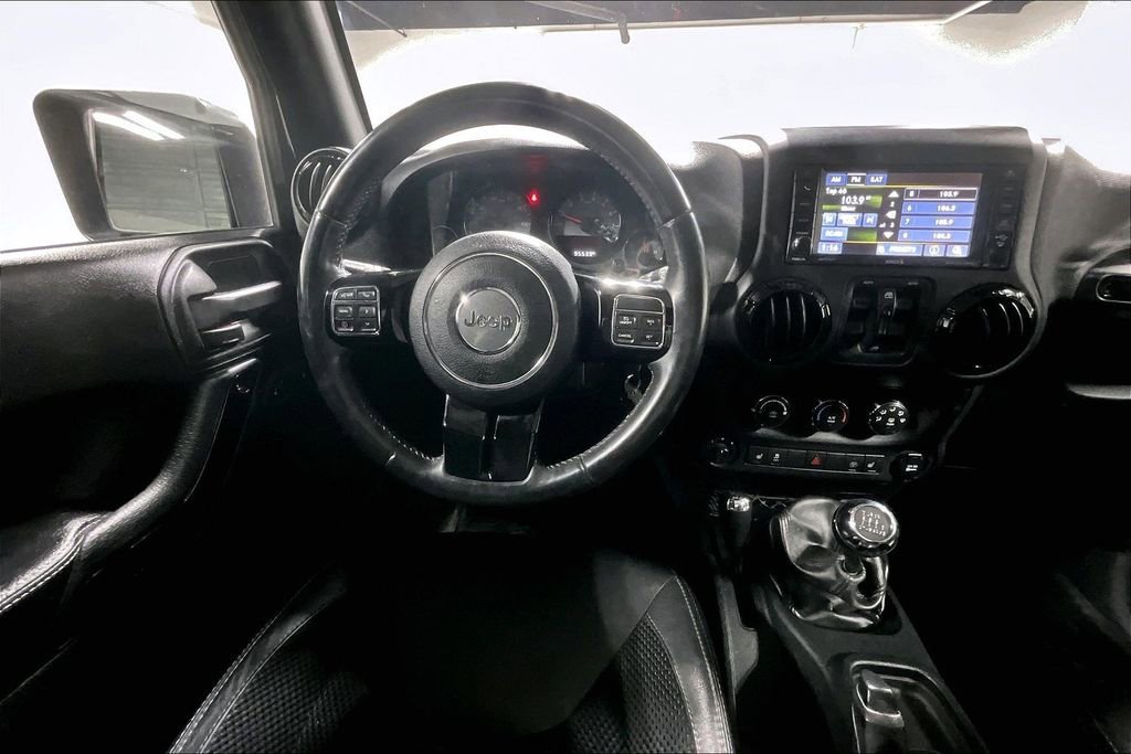 Used 2017 Jeep Wrangler Unlimited Sahara image 7