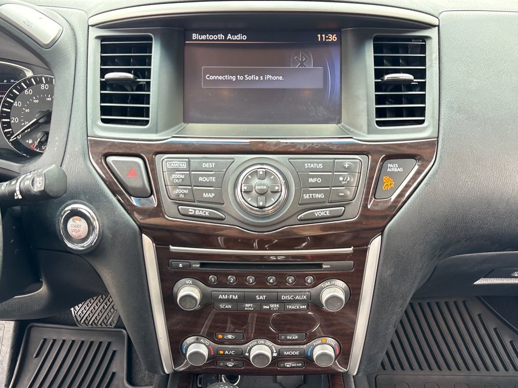 Used 2015 Nissan Pathfinder SL w/ SL Tech Package image 22