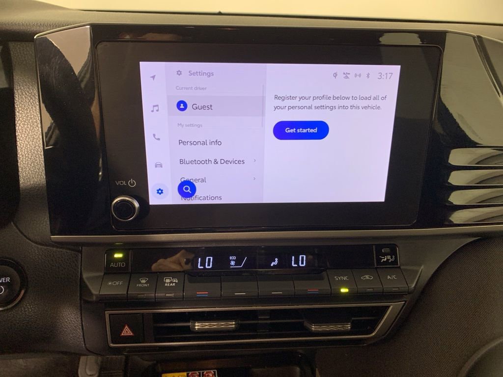 Used 2025 Toyota Camry LE image 23