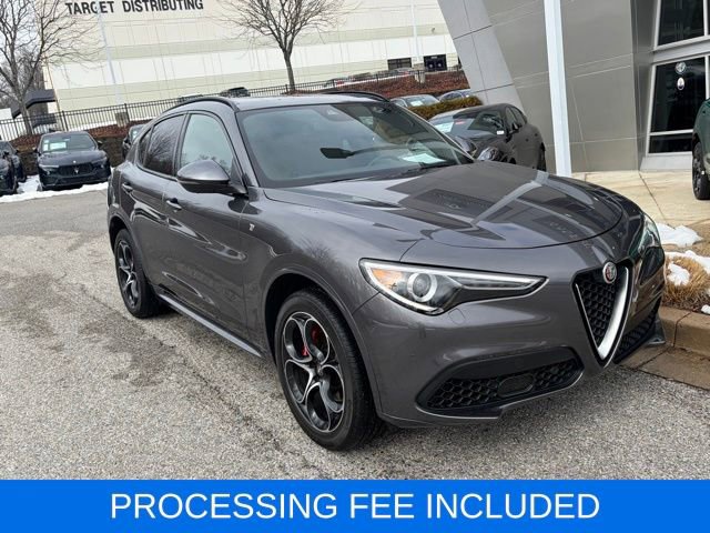 Used 2023 Alfa Romeo Stelvio Ti AWD/4WD image 1