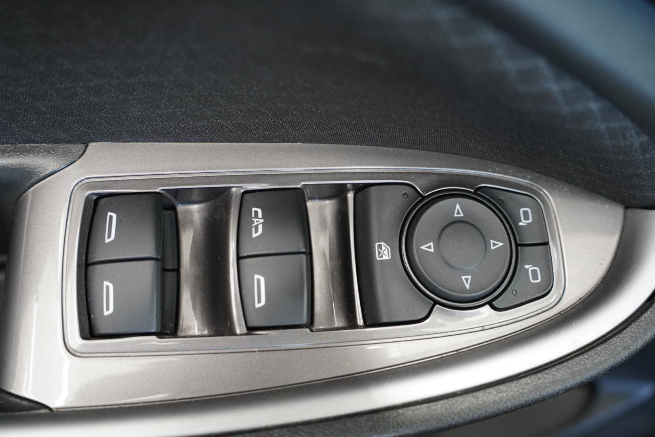 Used 2025 Chevrolet Malibu LT image 28