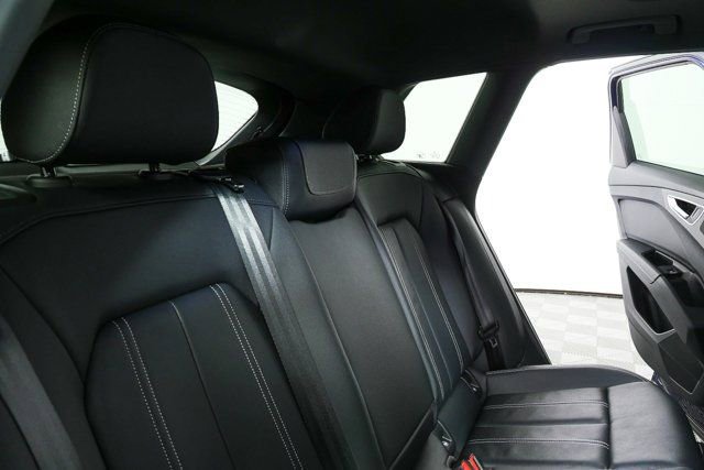 Used 2023 Audi Q4 e-tron Premium Plus w/ Premium Plus image 22