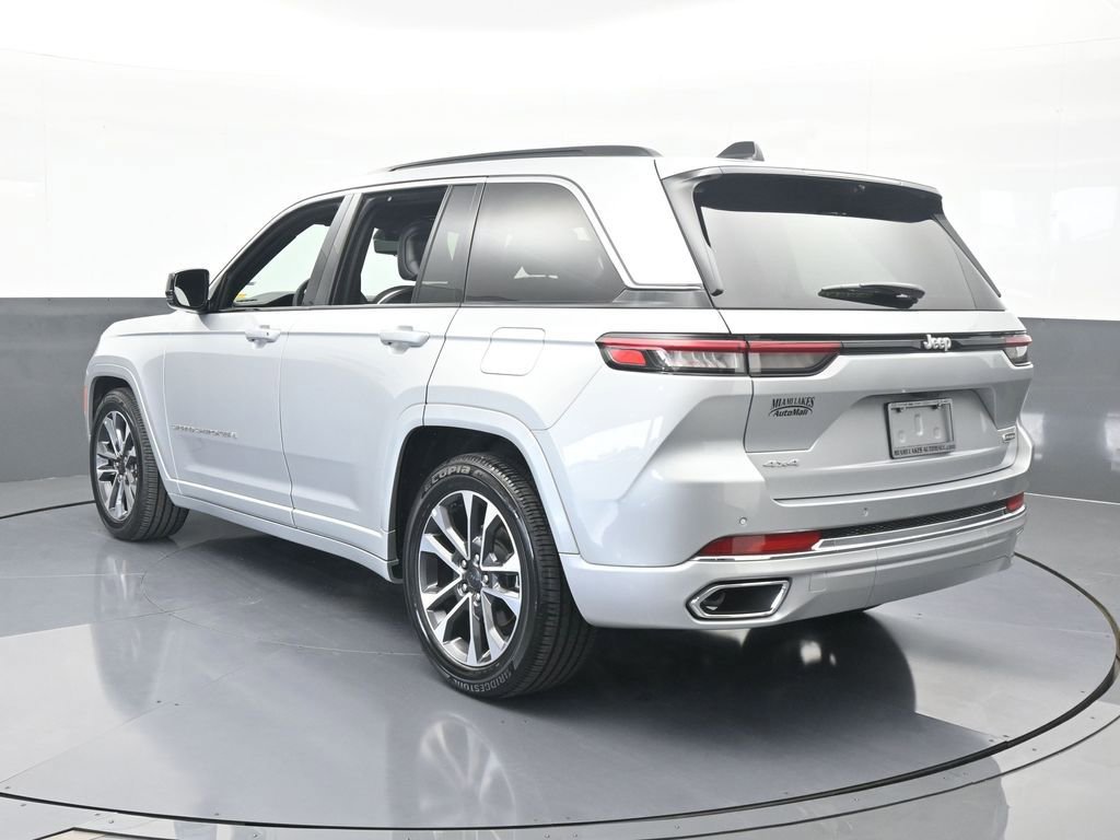 Used 2024 Jeep Grand Cherokee Overland w/ Luxury Tech Group IV image 4