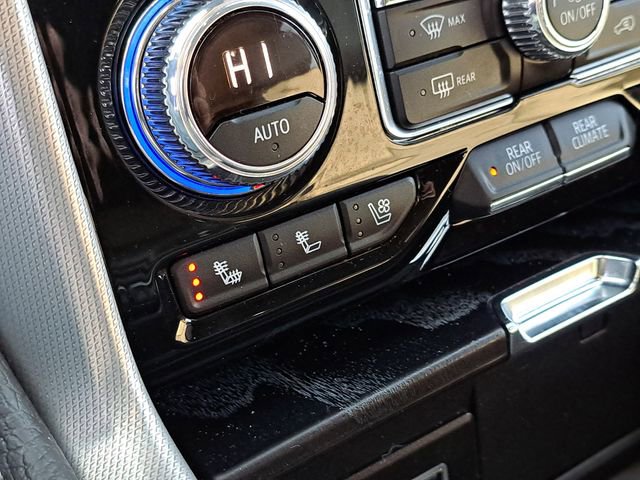 Used 2024 GMC Yukon Denali image 24