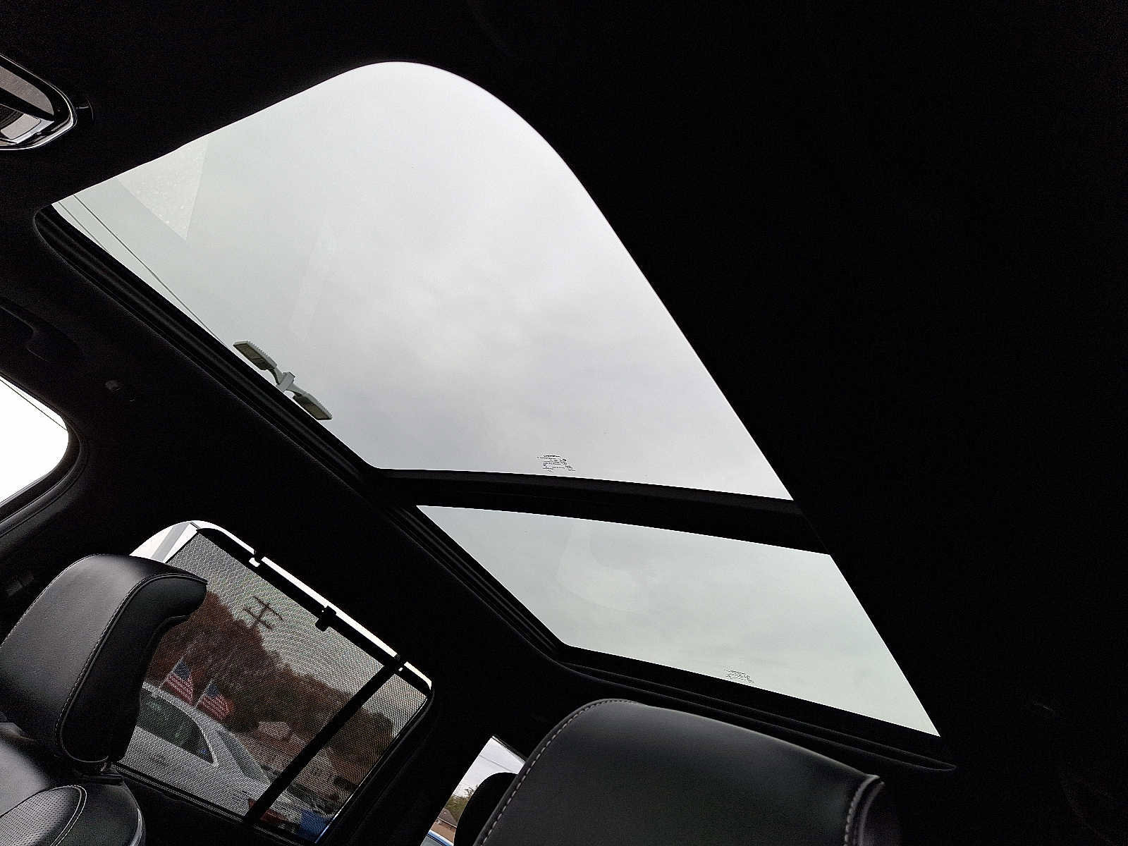 Used 2023 Jeep Grand Cherokee Overland w/ Adv Protech Group III image 16